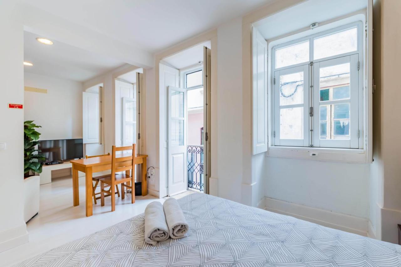 R3 - Coimbra Lovers - Mondego Suite Esterno foto